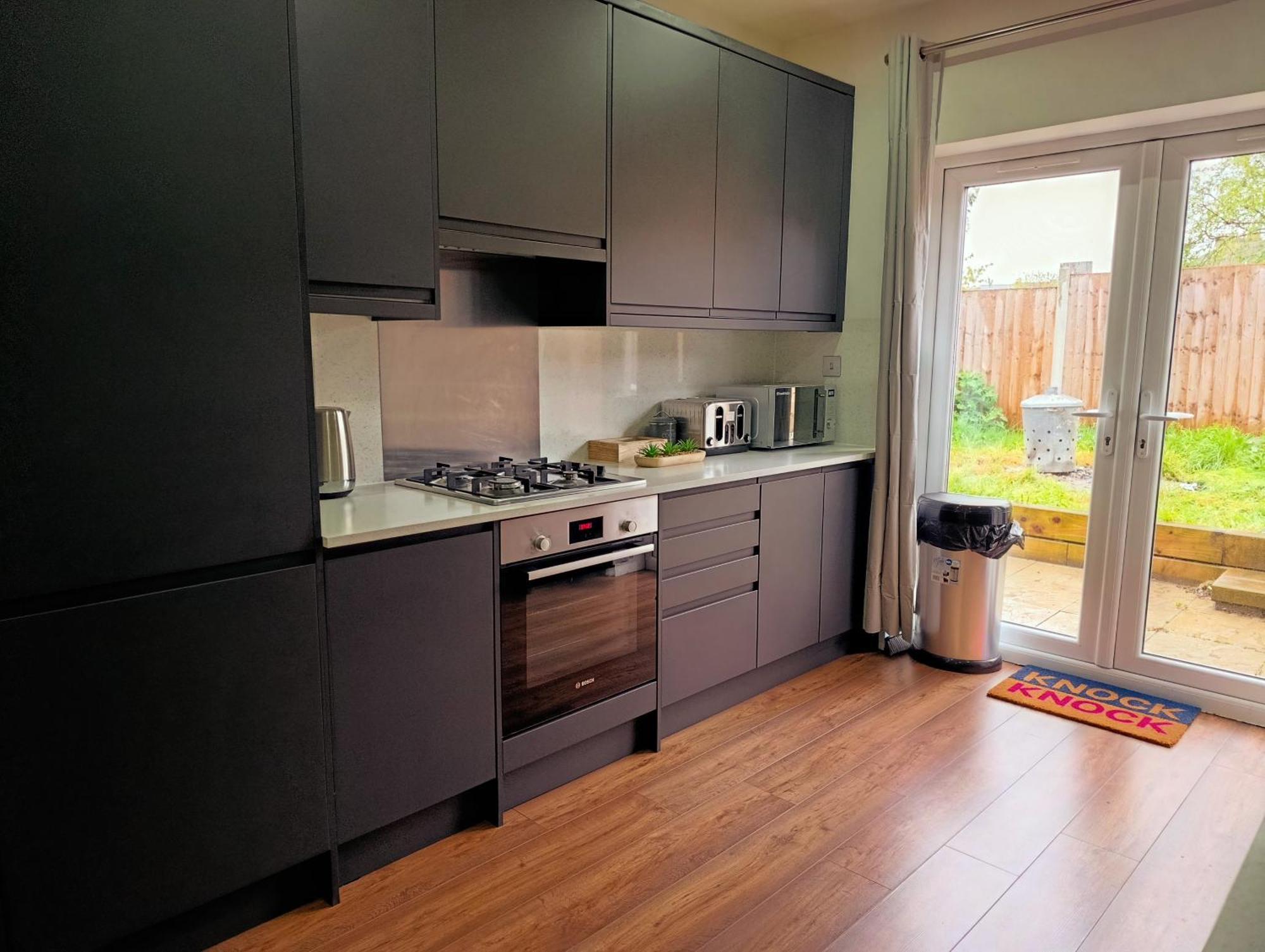 Spacious 3 Bed Flat Belvedere Dartford Exterior foto